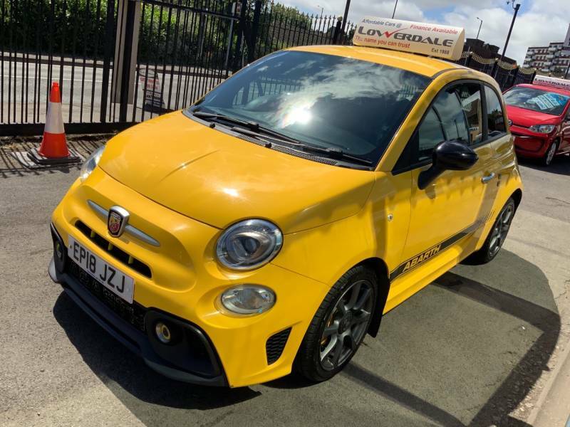 Abarth 595 1.4 T-jet 145 - 2018 18 EP18JZJ Yellow #4