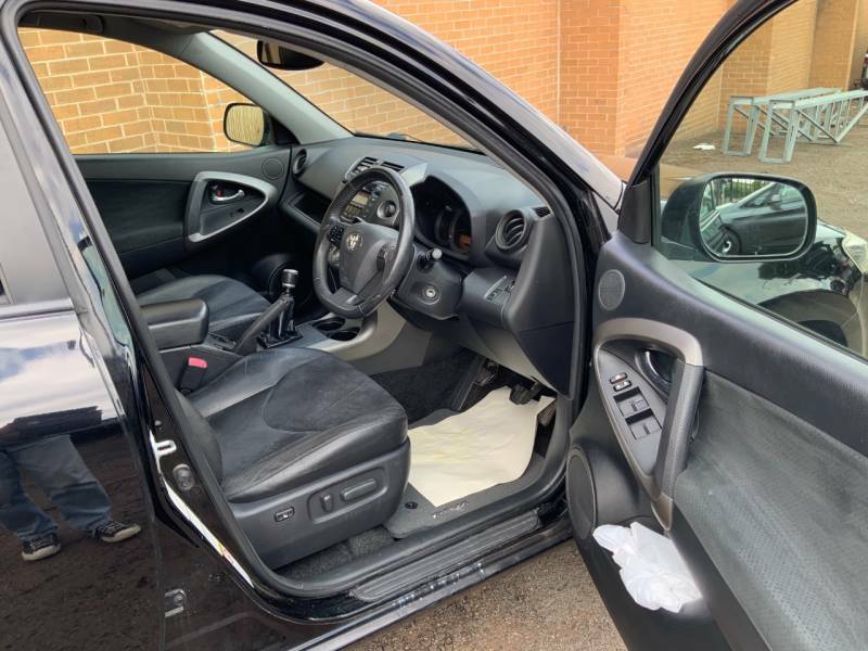 Toyota Rav 4 D-cat Sr Awd White #10