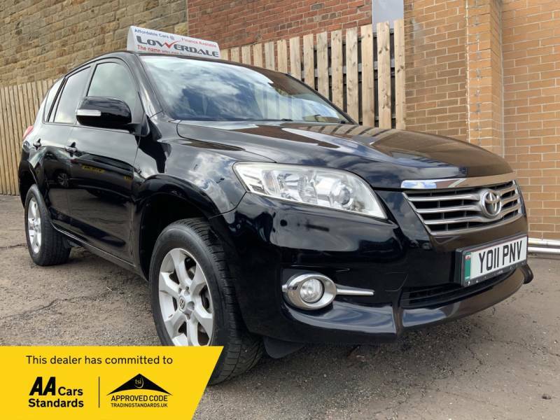 Toyota Rav 4 . Black