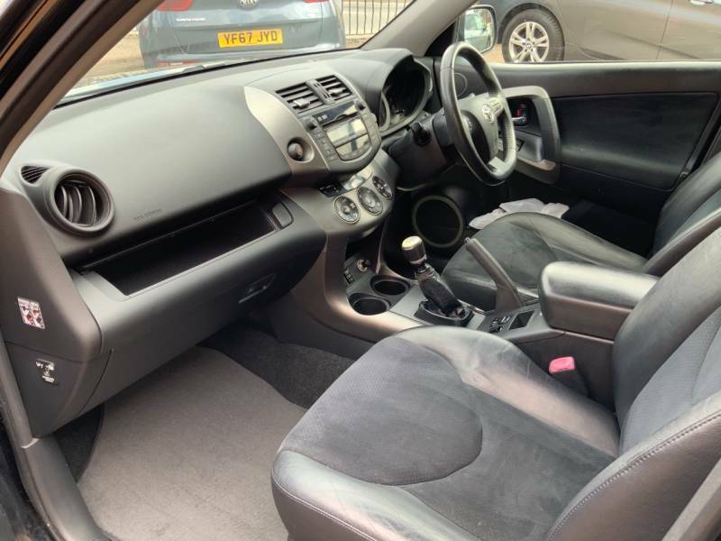 Toyota Rav 4 D-cat Sr Awd White #11