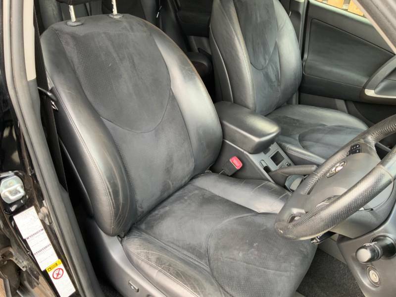 Toyota Rav 4 D-cat Sr Awd White #18