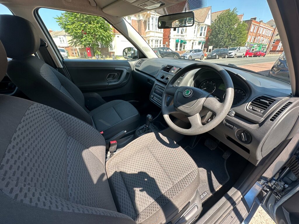 Skoda Fabia Estate 1.6 Tdi Se Euro 5 201161 Silver #15