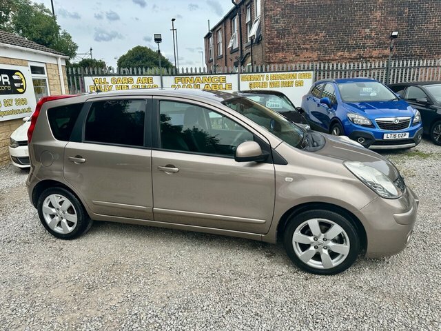 Nissan Note 1.6 16V Tekna Hatchback Euro 4 11 Beige #3