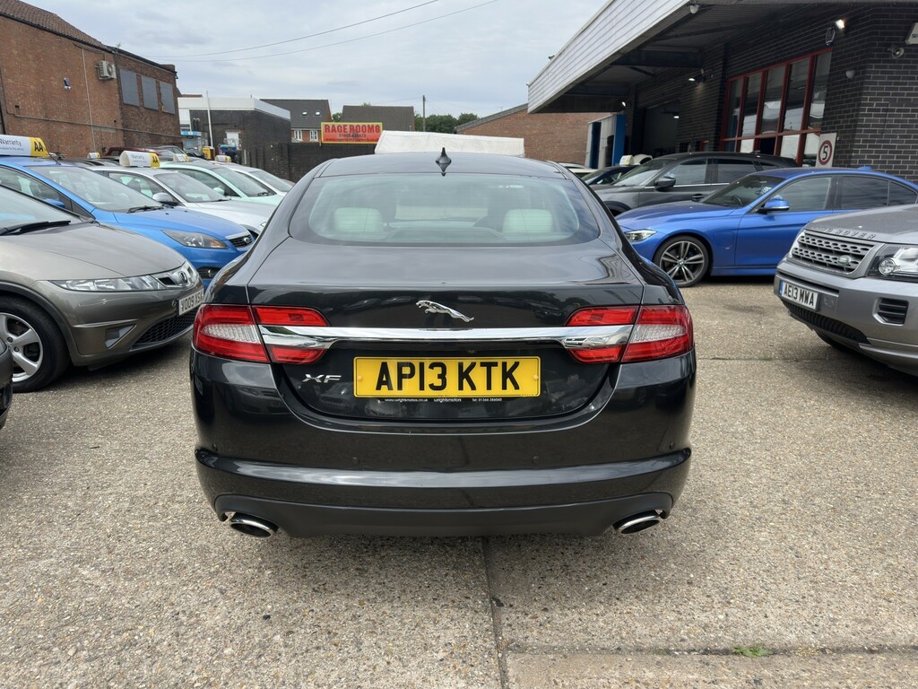 Jaguar XF 3.0 D V6 Premium Luxury Grey #6