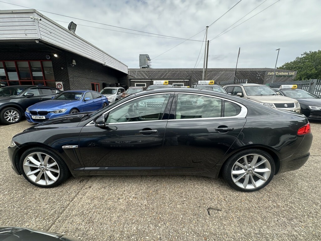 Jaguar XF 3.0 D V6 Premium Luxury Grey #4
