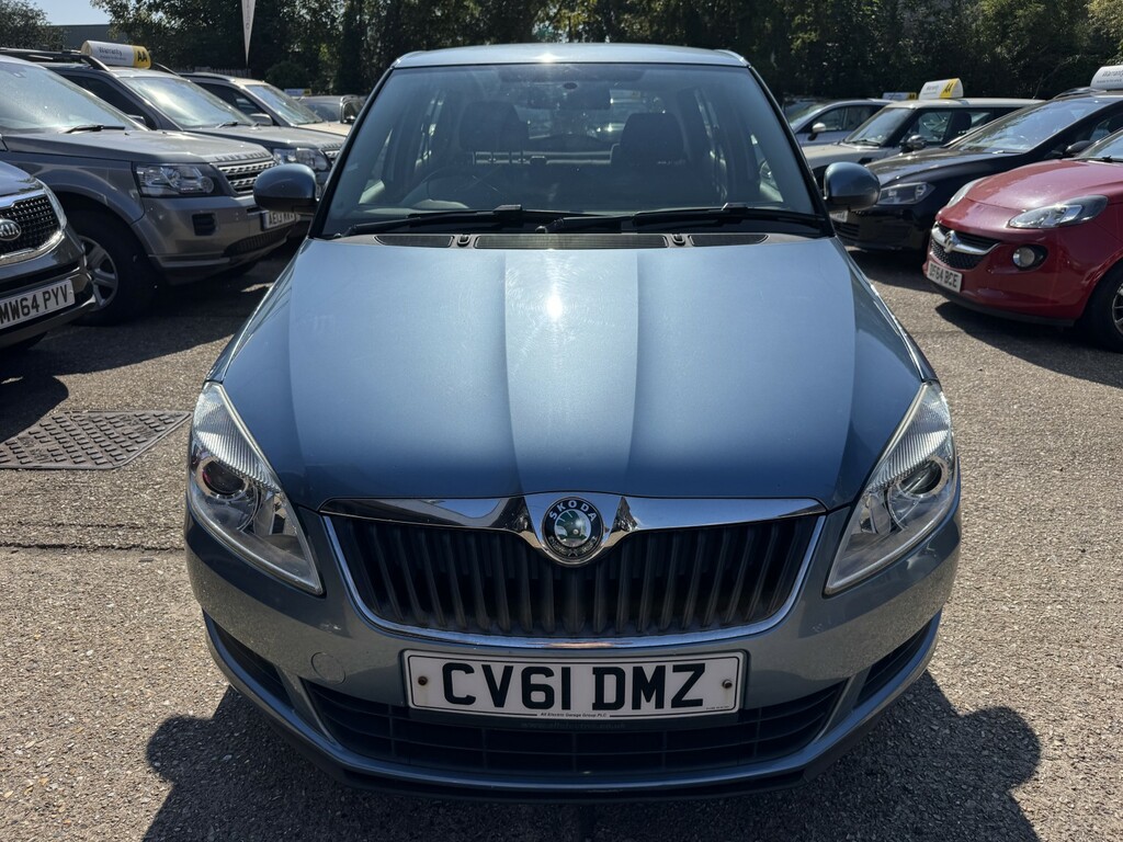 Skoda Fabia 1.2 Tsi Se 2011 CV61DMZ Grey #4