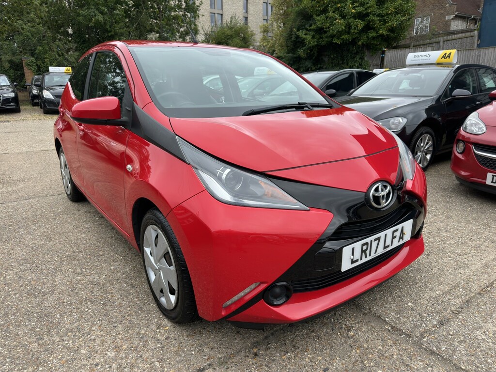 Toyota Aygo 1.0 Vvt-i X-play Red