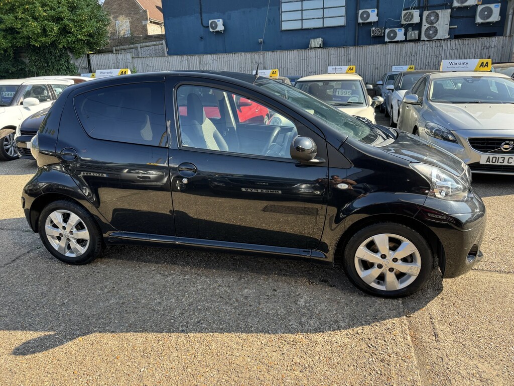 Toyota Aygo 1.0 Vvt-i 2013 Black #3