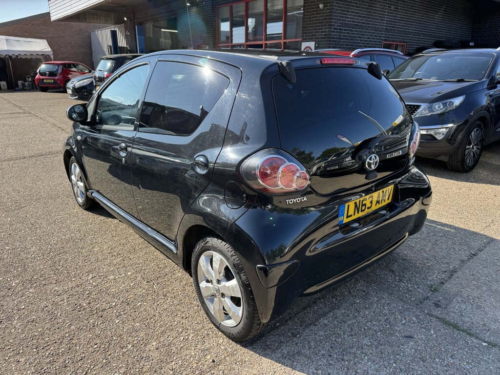 Toyota Aygo 1.0 Vvt-i 2013 Black #6
