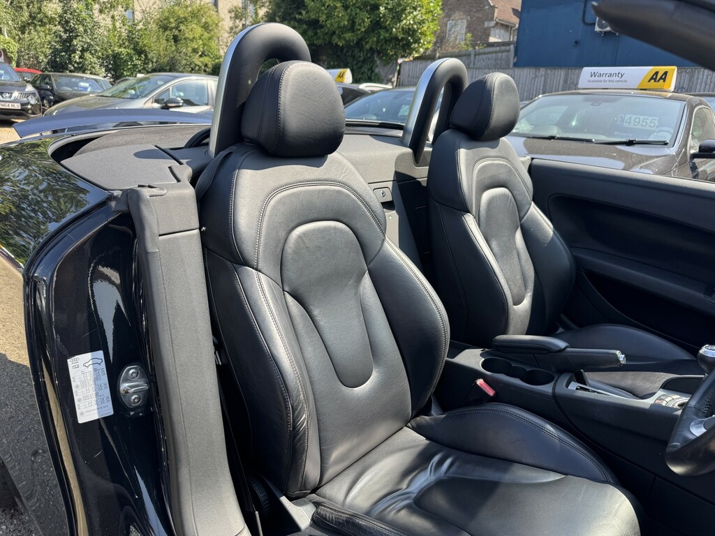 Audi TT 1.8 Tfsi Roadster Black #16