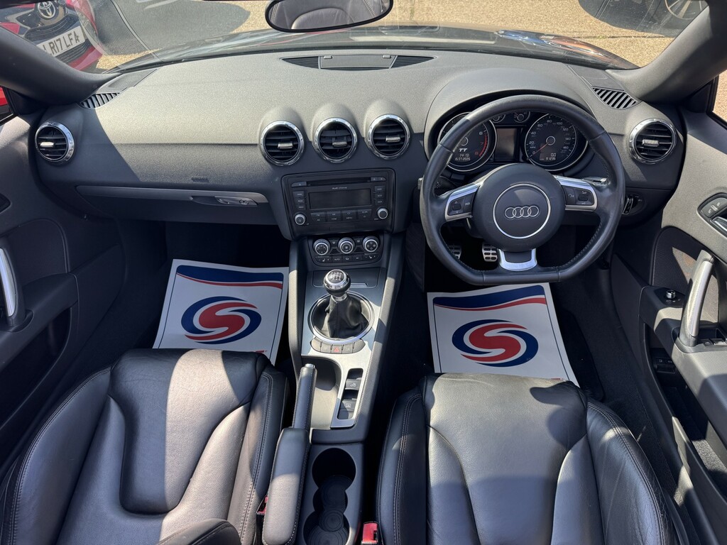 Audi TT 1.8 Tfsi Roadster Black #17