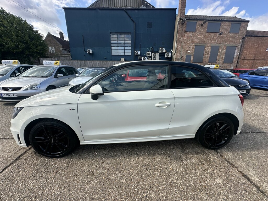 Audi A1 1.6 Tdi S Line White #4