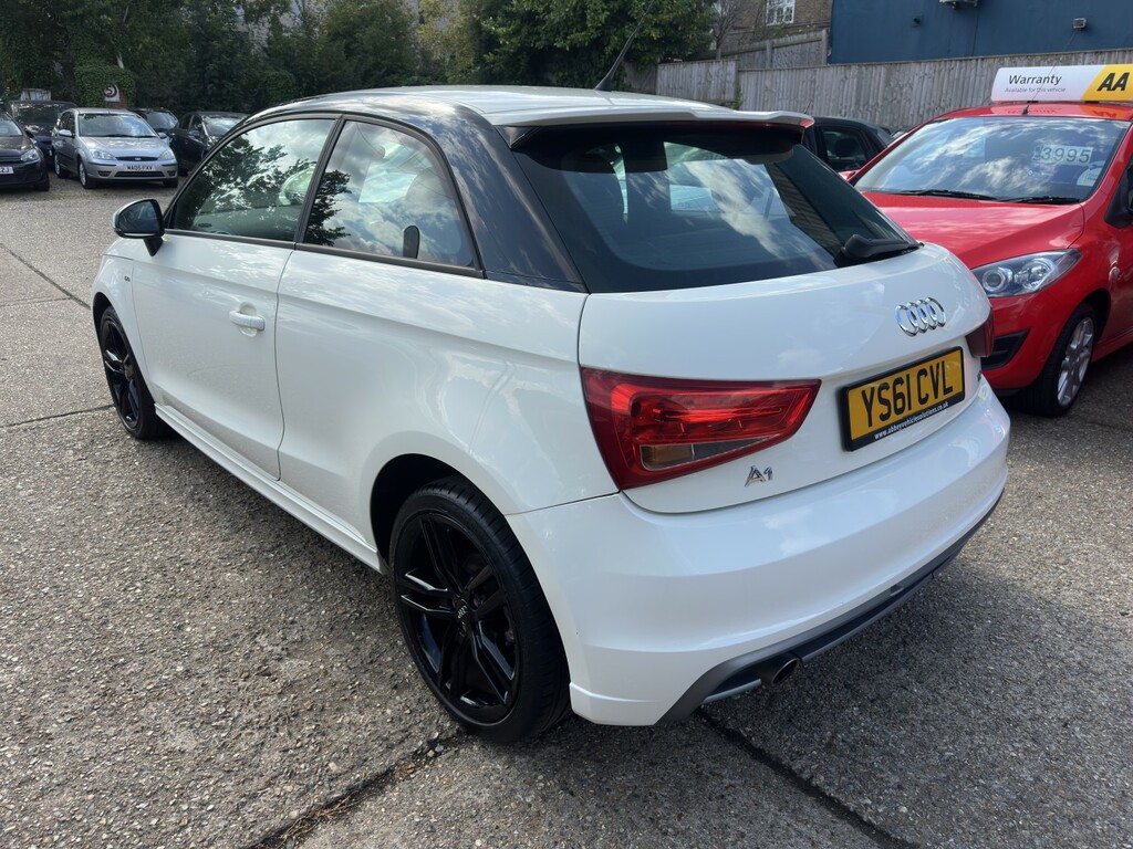 Audi A1 1.6 Tdi S Line White #5