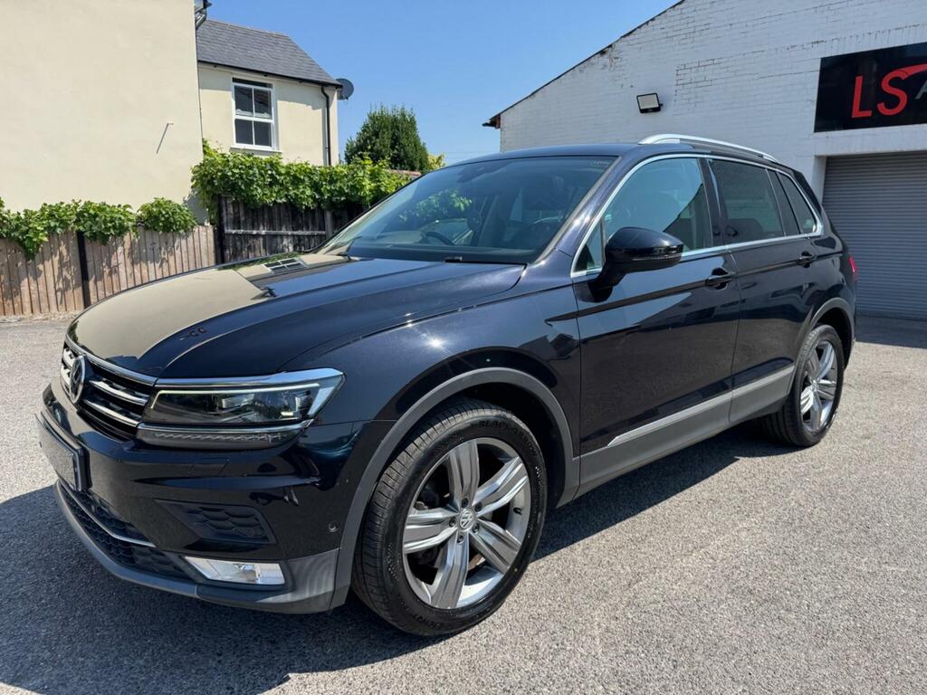 Volkswagen Tiguan 2.0 Tdi Bluemotion Tech Sel Suv Dsg 4Mo Black #2