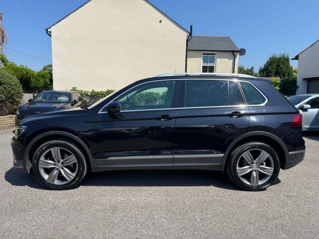 Volkswagen Tiguan 2.0 Tdi Bluemotion Tech Sel Suv Dsg 4Mo Black #6