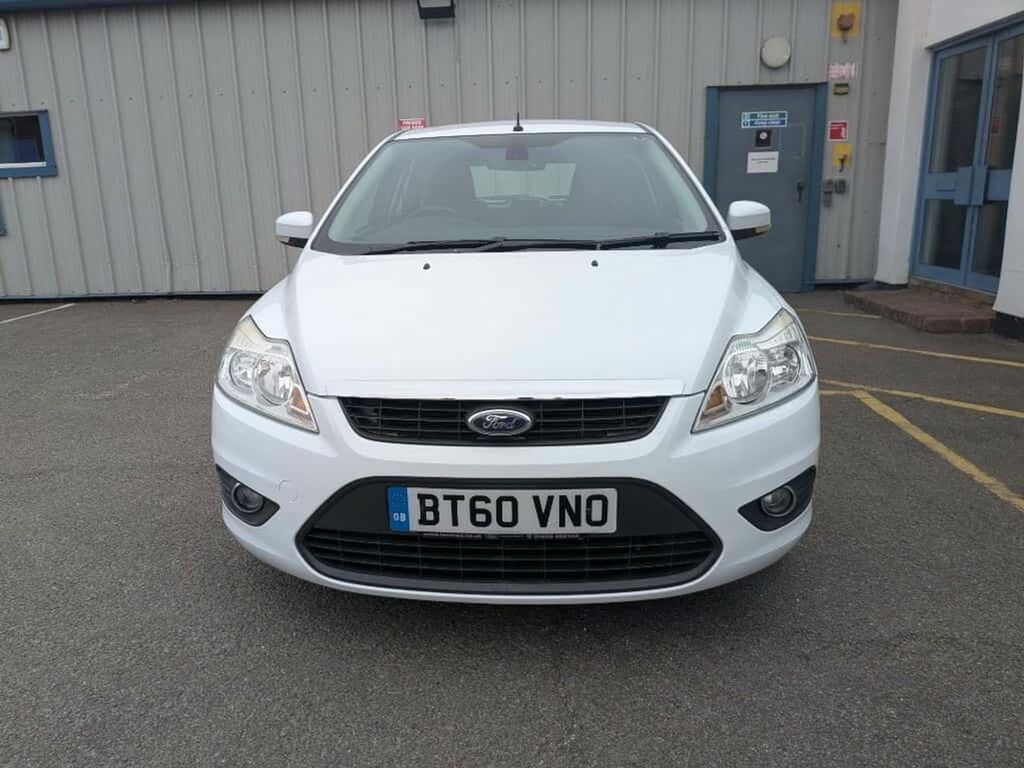 Ford Focus Estate 1.6 Titanium 201161 White #9