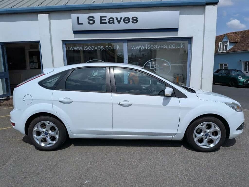 Ford Focus Sport White