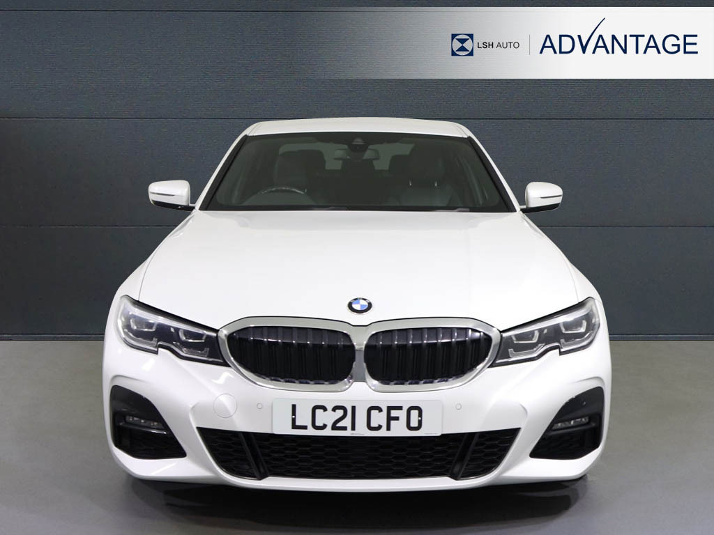 BMW 3 Series 330I M Sport Step LC21CFO White #4