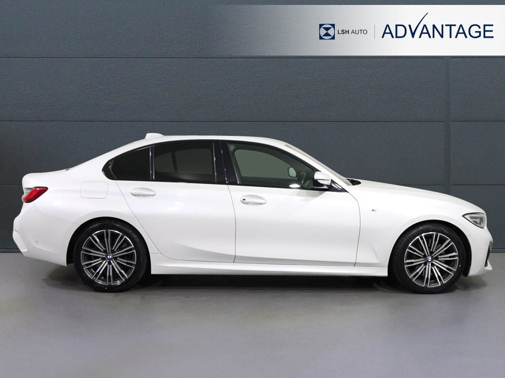 BMW 3 Series 330I M Sport Step LC21CFO White #3