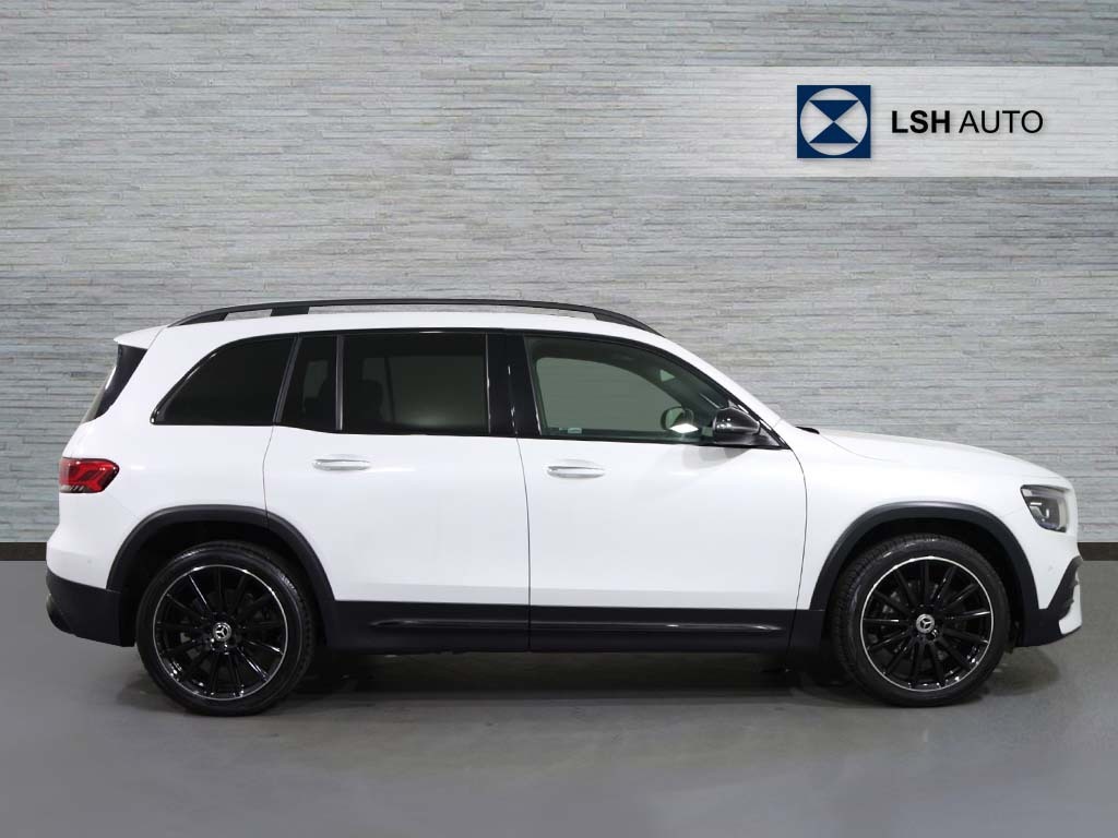 Mercedes-Benz GLB Class Glb 200 Amg Line Premium Plus Night Edition 7G KP23HXX White #3