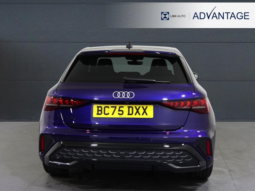 Audi A3 1.5 Tfsi 150 S Line S Tronic BC75DXX Blue #5