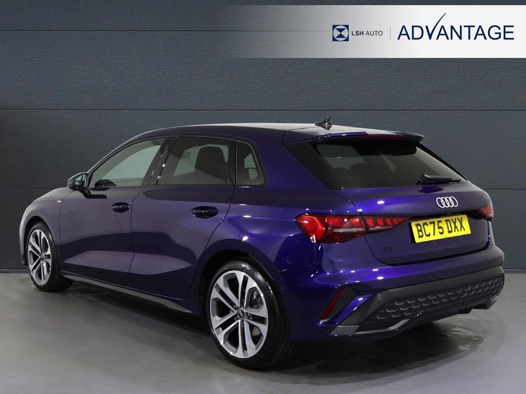 Audi A3 1.5 Tfsi 150 S Line S Tronic BC75DXX Blue #2