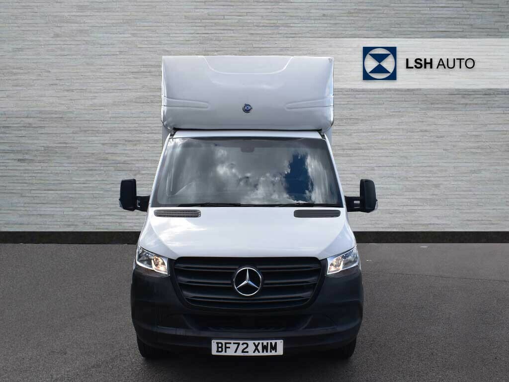 Mercedes-Benz Sprinter 3.5T Progressive Luton Van With Tail Lift White #3