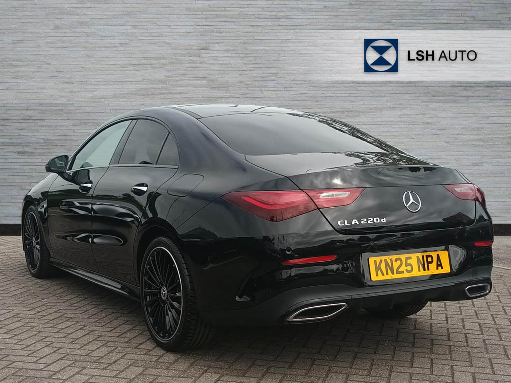 Mercedes-Benz CLA Class Cla 220D Amg Line Premium Plus Tip Black #2
