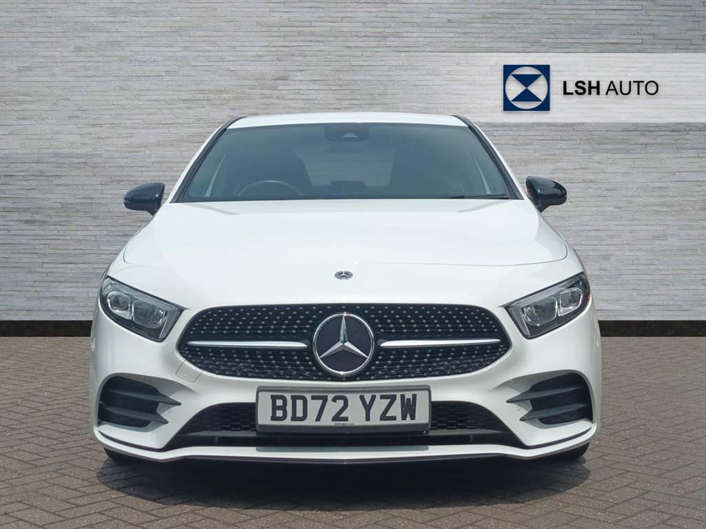 Mercedes-Benz A Class A180 Amg Line Executive BD72YZW White #4