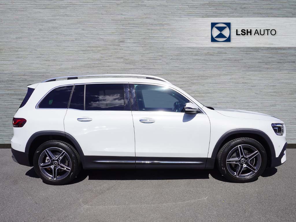 Mercedes-Benz GLB Class Glb 200 Amg Line Premium 7G-tronic BP22AXJ White #3