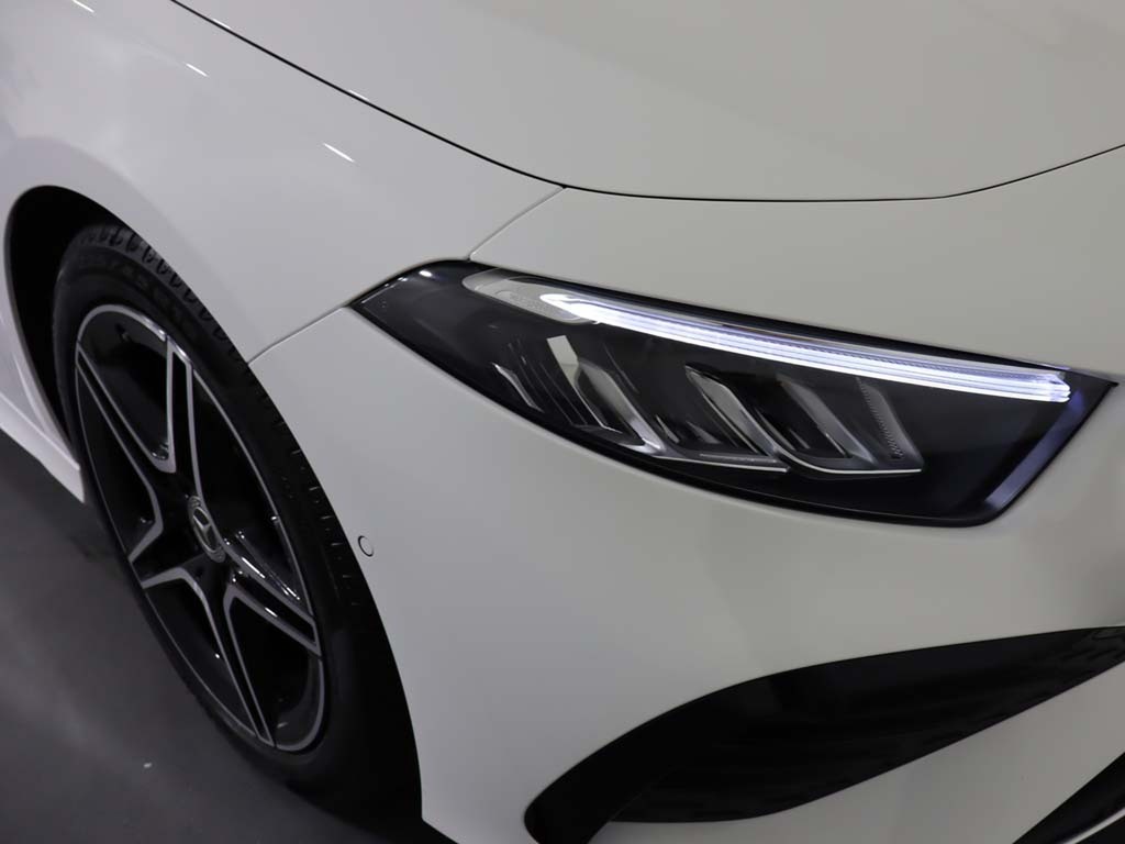 Mercedes-Benz A Class A180 Amg Line Executive KO25YRJ White #6