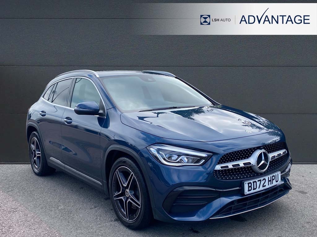 Mercedes-Benz GLA Class Gla 200 Amg Line Executive Blue