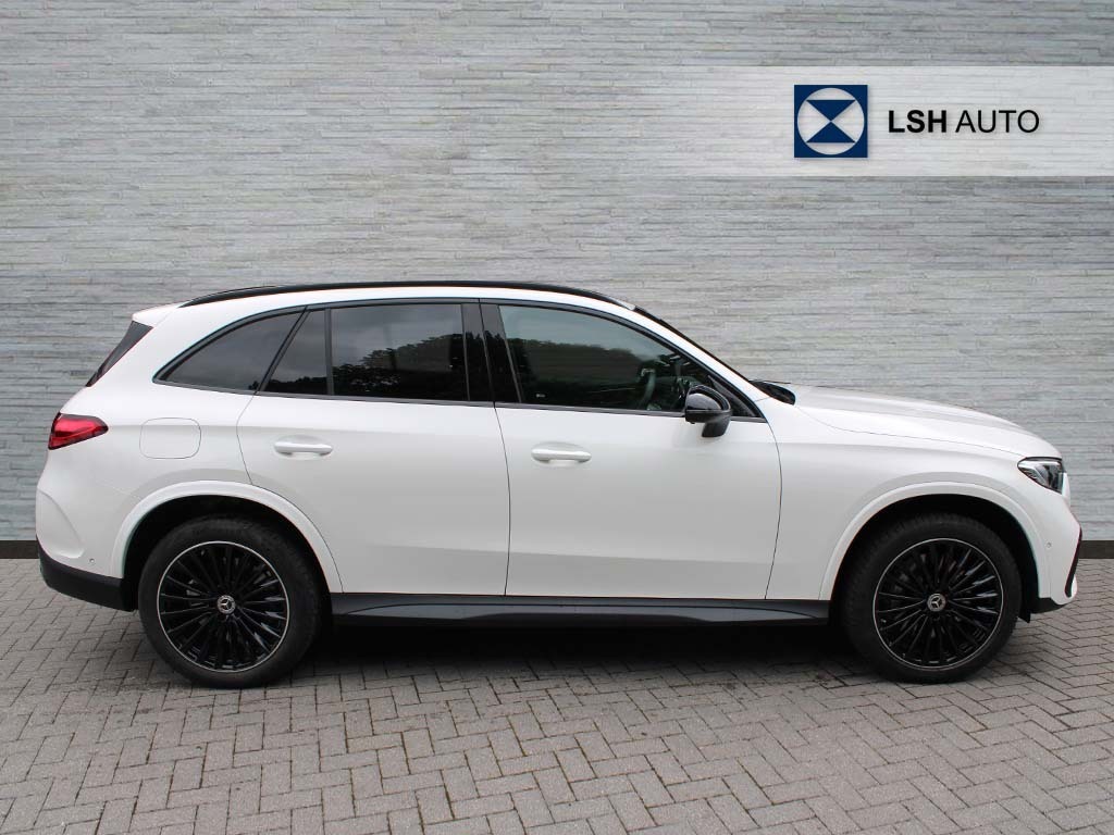 Mercedes-Benz GLC Class Glc 300E 4Matic Urban Edition 9G-tronic KP75OCL White #3