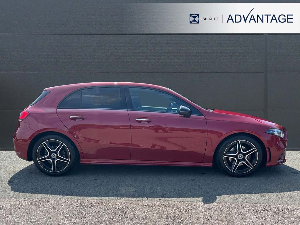 Mercedes-Benz A Class A180 Amg Line Premium BC22JMU Red #3