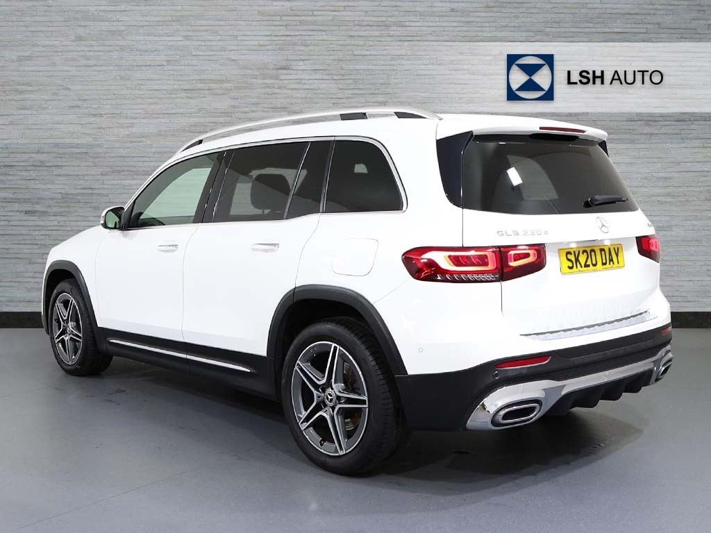 Mercedes-Benz GLB Class Glb 220D 4Matic Amg Line Premium 8G-tronic White #2