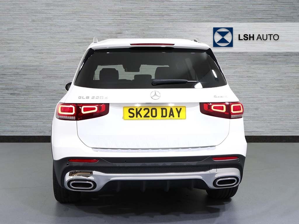 Mercedes-Benz GLB Class Glb 220D 4Matic Amg Line Premium 8G-tronic White #5