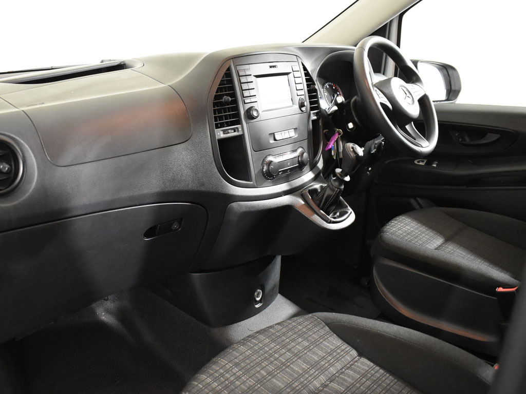 Mercedes-Benz Vito Combi Van 2.1 119 Cdi Bluetec Sport Crew Van G-tro Black #22