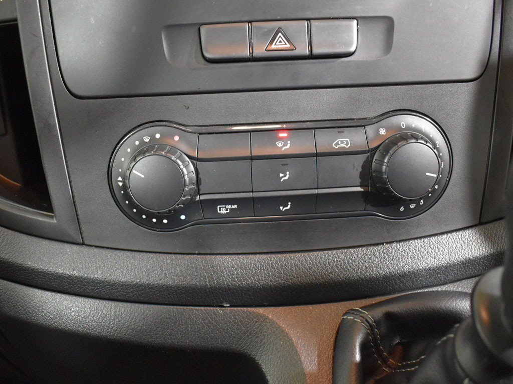 Mercedes-Benz Vito Combi Van 2.1 119 Cdi Bluetec Sport Crew Van G-tro Black #38