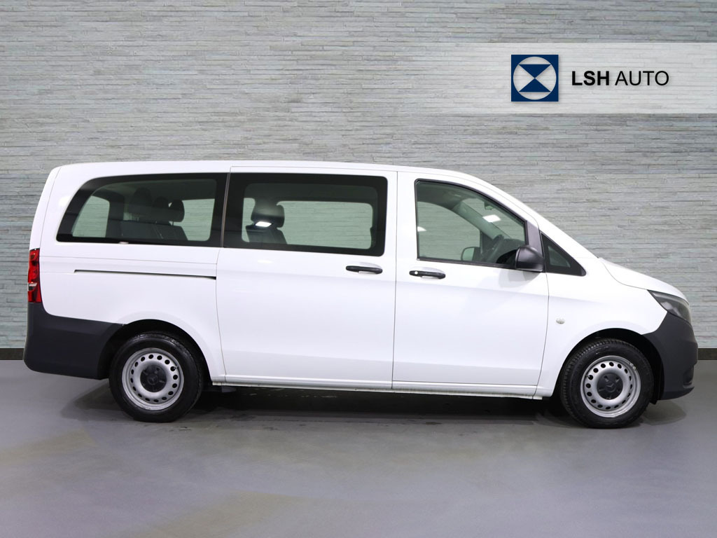 Mercedes-Benz Vito 109 Cdi Pro 8-Seater White #3