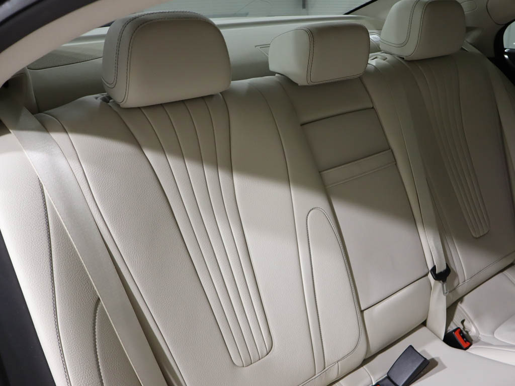 Mercedes-Benz CLS St-line Ecoblue Silver #19