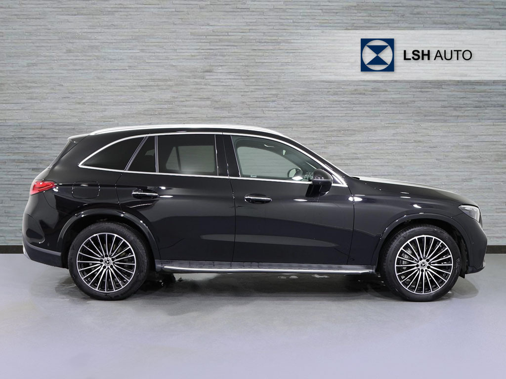 Mercedes-Benz GLC Class Glc 300D 4Matic Amg Line Premium Plus 9G-troni Black #3