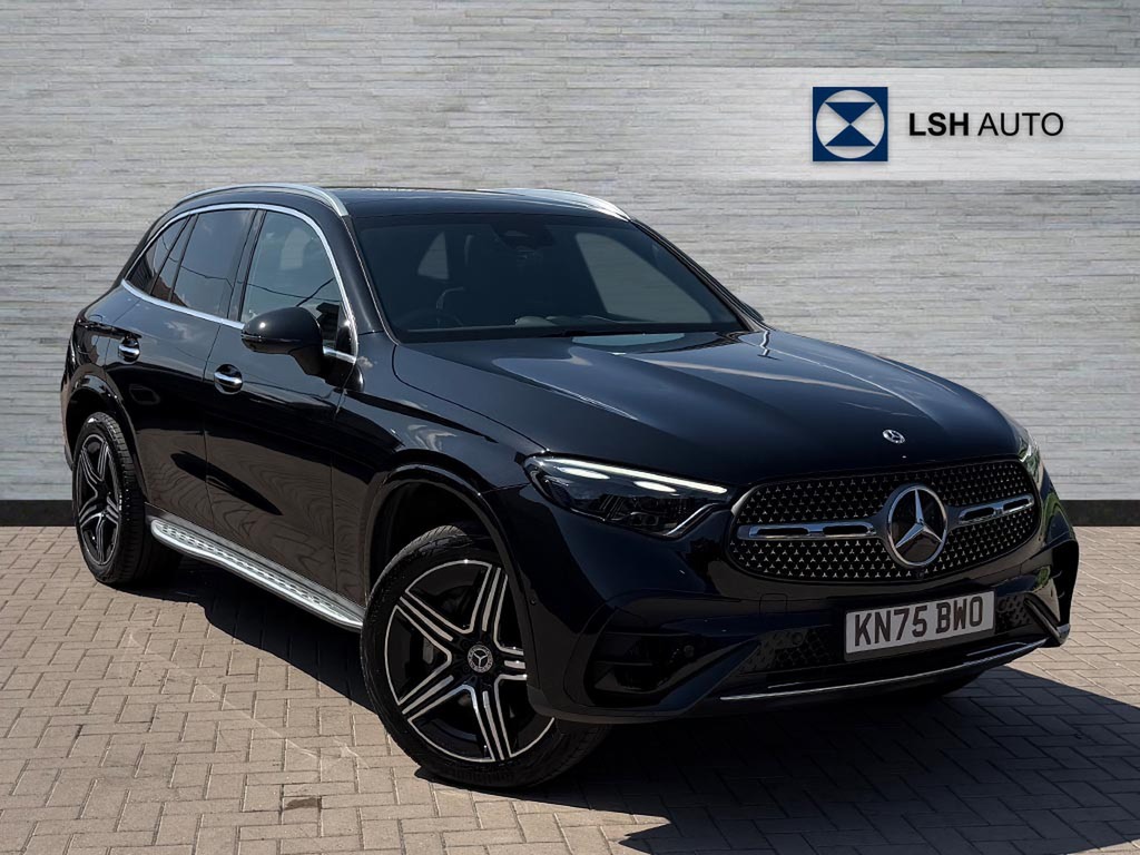 Mercedes-Benz GLC Class Glc 300E 4Matic Amg Line Premium Panoramic 9 Black