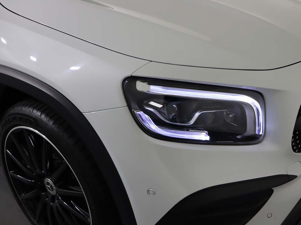 Mercedes-Benz GLB Class Glb 200 Amg Line Premium Plus Night Edition 7G KP23HYO White #6