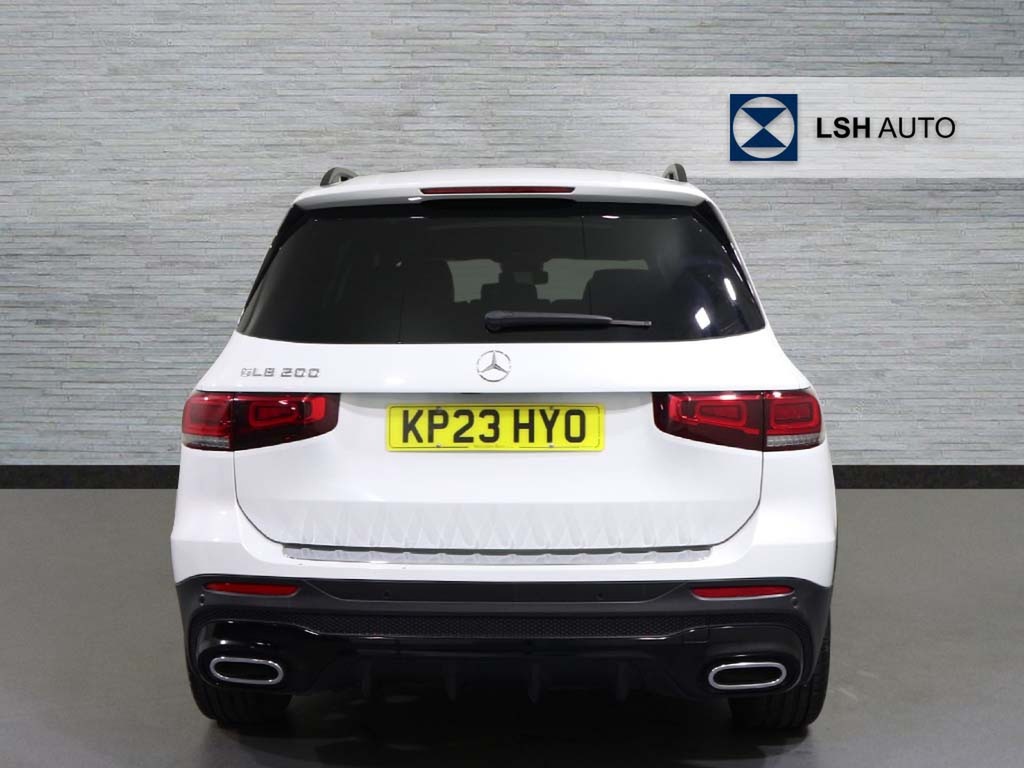Mercedes-Benz GLB Class Glb 200 Amg Line Premium Plus Night Edition 7G KP23HYO White #5