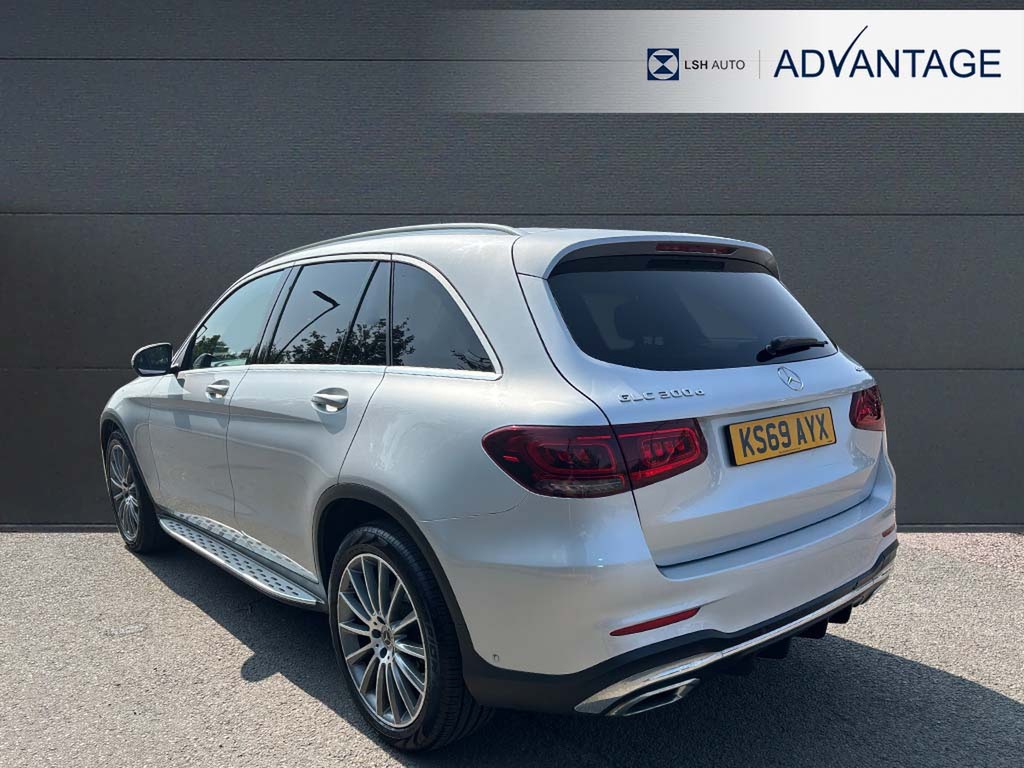 Mercedes-Benz GLC Class Glc 300D 4Matic Amg Line Premium 9G-tronic KS69AYX Silver #2