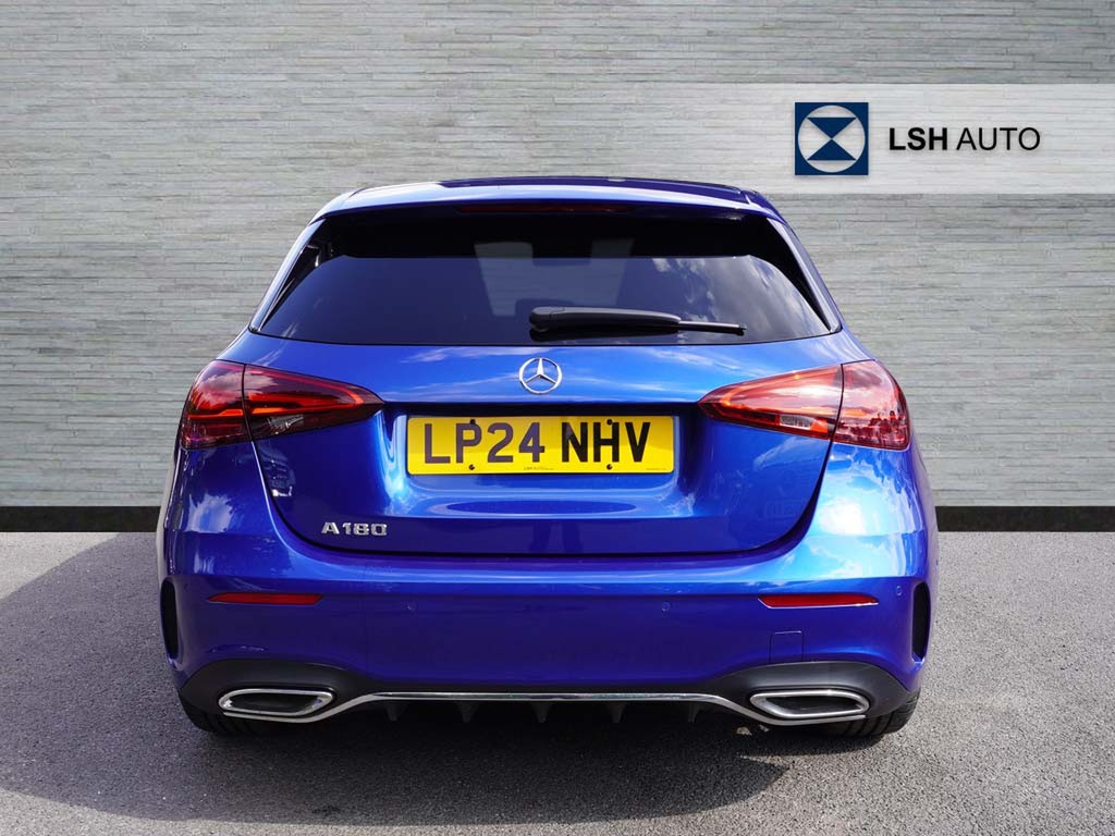 Mercedes-Benz A Class A180 Amg Line Premium Plus Blue #5