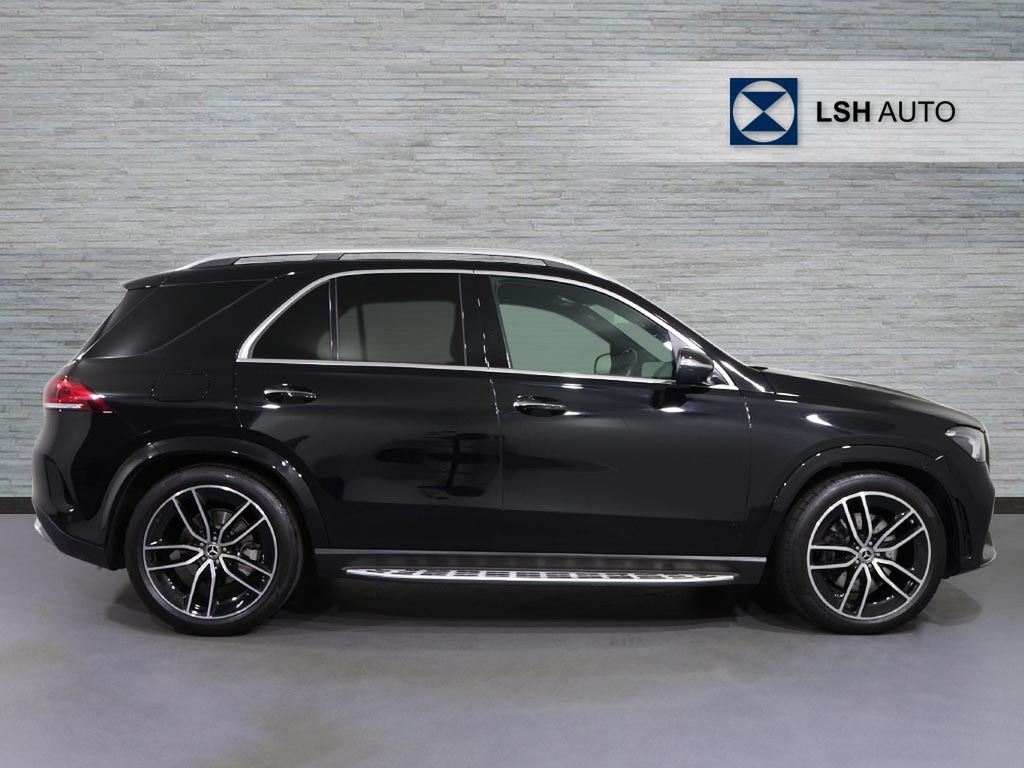 Mercedes-Benz GLE Class Gle 400D 4Matic Amg Line Premium Plus 9G-troni KW23GEK Black #3