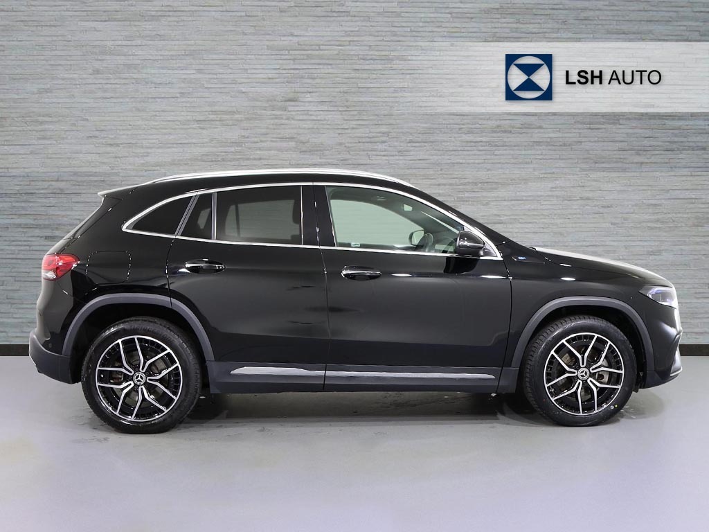 Mercedes-Benz EQA Eqa 250 140Kw Amg Line Premium 66.5Kwh Black #3