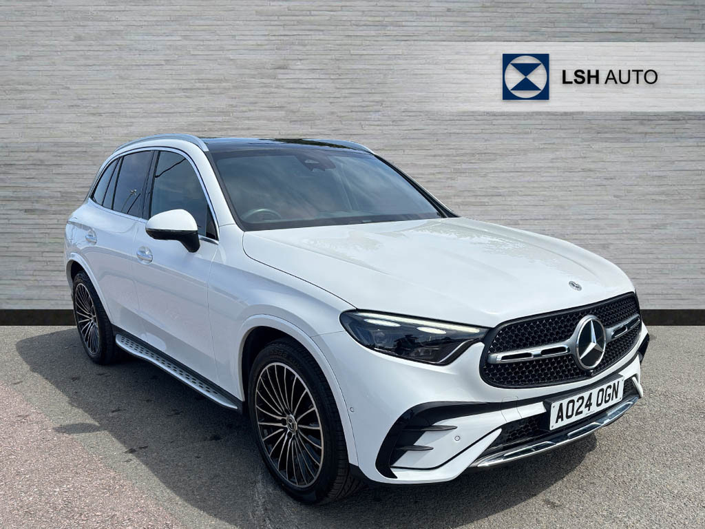 Mercedes-Benz GLC Class Glc 300 4Matic Amg Line Premium Plus 9G-tronic AO24OGN White