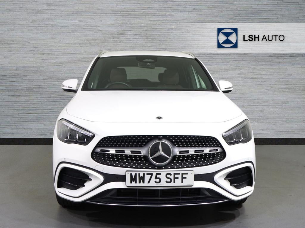 Mercedes-Benz GLA Class Gla 250E Amg Line Executive MW75SFF White #4